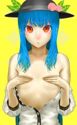 Rule 34 | 1girl, black hat, blue hair, breast hold, breasts, closed mouth, commentary request, covering breasts, covering privates, food, fruit, gishu, hat, highres, hinanawi tenshi, long hair, looking at viewer, no bra, peach, red eyes, simple background, solo, touhou, very long hair, yellow background