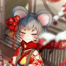 Rule 34 | 1girl, :&gt;, animal ears, blue eyes, blurry, blurry foreground, blush, bob cut, closed mouth, cluseller, cropped, day, female focus, flat chest, floral print, flower, grey hair, hair flower, hair ornament, half-closed eyes, haori, happy, japanese clothes, kimono, looking at viewer, mouse ears, mouse girl, mouse tail, obi, original, outdoors, red flower, sash, short hair, smile, smug, snow, snowing, solo, tail, upper body, yellow kimono