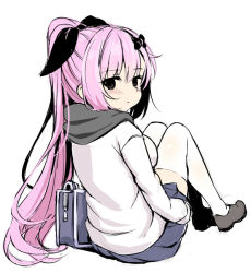 Rule 34 | 1girl, bag, black bow, black ribbon, blue skirt, blush, bow, closed mouth, full body, grey eyes, grey footwear, grey scarf, hair between eyes, hair bow, hair ribbon, high ponytail, jacket, long hair, long sleeves, looking at viewer, looking to the side, original, pink hair, pleated skirt, ponytail, ribbon, scarf, school bag, shoes, simple background, skirt, solo, thighhighs, unname, very long hair, white background, white jacket, white thighhighs