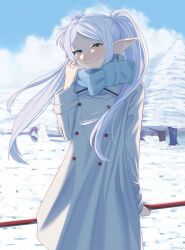 Rule 34 | 1girl, absurdres, blue scarf, blue sky, breath, closed mouth, cloud, dangle earrings, day, earrings, elf, frieren, green eyes, grey hair, highres, holding, holding staff, jewelry, long hair, looking at viewer, outdoors, pointy ears, robe, scarf, sky, smile, snow, solo, sousou no frieren, staff, tree, twintails, white robe, yoomix