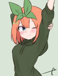 Rule 34 | 1girl, ;), arm behind head, arms up, blue eyes, blush, breasts, closed mouth, commentary request, drawstring, eyebrows hidden by hair, go-toubun no hanayome, green background, green hoodie, green ribbon, hair between eyes, hair ribbon, hood, hood down, hoodie, kujou karasuma, long sleeves, looking at viewer, medium breasts, nakano yotsuba, one eye closed, orange hair, puffy long sleeves, puffy sleeves, ribbon, signature, simple background, smile, solo, upper body