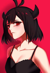 Rule 34 | 1girl, ahoge, black clover, black hair, breasts, cleavage, highres, horns, looking at viewer, red background, red eyes, secre swallowtail, simple background