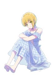 Rule 34 | 1girl, arms on knees, asymmetrical hair, bare shoulders, barefoot, blonde hair, blue dress, blush, closed mouth, collarbone, commentary request, dress, eyelashes, feet, full body, green eyes, head tilt, highres, hukka (hukka ready), idolmaster, idolmaster cinderella girls, jewelry, knees up, looking at viewer, miyamoto frederica, necklace, on ground, plaid, plaid dress, shadow, short hair, short sleeves, signature, simple background, sitting, smile, soles, solo, toes, white background