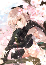 1girl ahoge ass black_scarf black_thighhighs blonde_hair blue_sky blurry branch cherry_blossoms cloud day depth_of_field eyebrows fate_(series) flower hair_ribbon half_updo hand_on_own_knee highres in_tree iroha_(shiki) japanese_clothes kimono knee_up koha-ace looking_at_viewer obi okita_souji_(fate) okita_souji_(koha-ace) outdoors petals ribbon sash scarf short_hair short_kimono sitting sitting_in_tree sky sleeveless sleeveless_kimono smile solo sunlight thighhighs toeless_legwear tree vambraces yellow_eyes