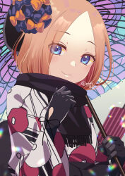 1girl abigail_williams_(exhibition_attire)_(fate) abigail_williams_(fate) black_bow black_gloves black_scarf blonde_hair blue_eyes blush bow breasts fate/grand_order fate_(series) floral_print forehead gloves hair_bow highres japanese_clothes kimono layered_clothes layered_kimono long_sleeves looking_at_viewer medium_hair multicolored_clothes multicolored_kimono oil-paper_umbrella orange_bow parted_bangs ryofuhiko scarf small_breasts smile solo umbrella wide_sleeves