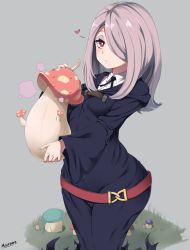 Rule 34 | 10s, 1girl, breasts, grey background, hair over one eye, heart, highres, little witch academia, moisture (chichi), mushroom, red eyes, simple background, small breasts, solo, sucy manbavaran, thighs, wide hips