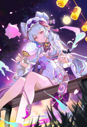 1girl absurdres blue_hair commentary crossed_legs detached_sleeves feet_out_of_frame genshin_impact hand_fan highres holding holding_fan japanese_clothes kimono kuren_kren lantern long_hair looking_at_viewer night night_sky nihongami pointy_ears purple_tail sitting sky sleeveless sleeveless_kimono smile solo tail tapir_tail tomoe_(symbol) very_long_hair yumemizuki_mizuki