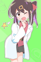 Rule 34 | 1girl, ;d, arm behind back, black hair, black skirt, brown eyes, coat, commentary, green background, hair between eyes, hair ornament, hair ribbon, hairclip, hand on own chin, highres, lab coat, leaning forward, looking at viewer, medium hair, multicolored hair, one eye closed, onii-chan wa oshimai!, open clothes, open coat, open mouth, outline, oyama mihari, pleated skirt, purple hair, red ribbon, red shirt, ribbon, riru 121, shirt, simple background, skirt, smile, solo, star (symbol), streaked hair, twintails, two-tone hair, white outline, wing collar