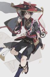 Rule 34 | 1boy, absurdres, bishounen, black hair, full body, gauntlets, genshin impact, hat, highres, japanese clothes, jewelry, male focus, necklace, purple eyes, red ribbon, ribbon, sandals, scaramouche (genshin impact), shorts, solo, yuitonoel, zouri