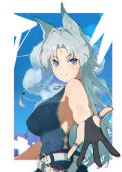 1girl absurdres ahonis_(pixiv110944439) anaglyph animal_ear_fluff animal_ears bare_arms belt black_gloves blue_eyes blue_shirt breasts commentary cowboy_shot curtained_hair english_commentary facial_mark feixiao_(honkai:_star_rail) forehead_mark fox_ears fox_girl gloves grey_hair grin highres honkai:_star_rail honkai_(series) inset_border jewelry large_breasts long_hair looking_at_viewer necklace nose outstretched_hand partially_fingerless_gloves ring shirt side_slit sideboob sleeveless sleeveless_shirt smile solo white_belt