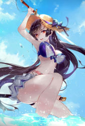 1girl, absurdres, arm up, armpits, ass, bikini, black hair, blue sky, bow, breasts, cleavage, cloud, day, epic seven, hat, hat bow, highres, holding, holding sword, holding weapon, in water, karin fantaria, large breasts, long hair, looking at viewer, navel, outdoors, red eyes, scabbard, sheath, sky, smile, solo, straw hat, sun hat, swimsuit, swimwear, sword, thighs, vardan, very long hair, water, water drop, weapon