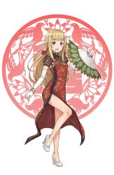 Rule 34 | 1girl, :d, bangle, blonde hair, bracelet, china dress, chinese clothes, dress, earrings, elbow gloves, feather fan, full body, gloves, high heels, highres, jewelry, long hair, looking at viewer, official art, open mouth, peacock feathers, princess (princess principal), princess principal, princess principal game of mission, simple background, smile, solo, standing, standing on one leg, transparent background, white footwear, white gloves