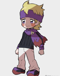 1boy black_footwear black_sweater blonde_hair blush_stickers chibi clenched_hands closed_mouth commentary_request creatures_(company) game_freak headband highres long_sleeves male_focus medium_hair morty_(pokemon) nintendo pants pokemon pokemon_hgss purple_eyes purple_headband purple_scarf scarf shoes smile solo standing sweater watta02614129