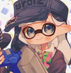 Rule 34 | 1girl, black hair, black hat, blue eyes, bow, bowtie, closed mouth, commentary request, e-liter 4k (splatoon), green bow, green bowtie, grid background, gun, hat, highres, holding, holding gun, holding weapon, inkling, inkling girl, inkling player character, long hair, looking at viewer, nintendo, ochocho2828, pink bow, pink bowtie, pointy ears, smile, solo, splatoon (series), splatoon 3, striped bow, striped bowtie, striped clothes, tentacle hair, two-tone bowtie, upper body, visor cap, weapon