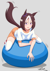 1girl all_fours animal_ears artist_logo ball bow brown_hair ear_bow exercise_ball full_body grey_background gym_shirt gym_uniform highres horse_ears horse_girl horse_tail multicolored_hair orange_shorts purple_bow purple_eyes shirt short_hair shorts simple_background solo special_week_(umamusume) t-shirt t2r tail thighhighs two-tone_hair umamusume white_hair white_shirt white_thighhighs