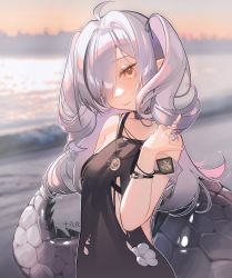 Rule 34 | 1girl, absurdres, ahoge, arknights, bare arms, bare shoulders, black dress, crocodilian tail, dress, grey hair, hair over shoulder, highres, long hair, looking at viewer, official alternate costume, orange eyes, outdoors, pointy ears, shiliuyelitouchilingshi, sleeveless, sleeveless dress, smile, solo, tail, tomimi (arknights), two side up, upper body