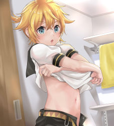 Rule 34 | 1boy, absurdres, aqua eyes, bathroom, bishounen, blonde hair, blue eyes, clothes lift, clothes pull, commentary request, highres, indoors, kagamine len, looking at viewer, male focus, navel, open fly, open mouth, sailor collar, shirt, shirt lift, shirt pull, short hair, smile, solo, stomach, syokorashimegi, towel, unbuttoned, unzipped, vocaloid