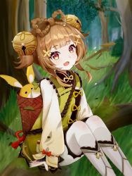 Rule 34 | 1girl, basket, blush, boots, brown hair, double bun, flower, forest, genshin impact, hair bun, hair flower, hair ornament, highres, leaf, looking at viewer, nature, pantyhose, red eyes, scenery, sitting, solo, tree, white pantyhose, yaoyao (genshin impact)
