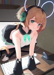 1girl absurdres animal_ear_headphones animal_ears black_hair black_skirt blonde_hair commentary computer_keyboard computer_mouse cosplay detached_sleeves dooby_(vtuber) english_commentary fake_animal_ears green_eyes grin halter_shirt halterneck hatsune_miku hatsune_miku_(cosplay) headphones highres indie_virtual_youtuber indoors looking_at_viewer miniskirt monitor mouse_girl mouse_tail multicolored_hair namiorii shirt short_hair skirt sleeveless sleeveless_shirt smile solo streaked_hair tail through_medium through_screen virtual_youtuber vocaloid white_shirt