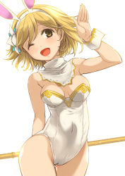 Rule 34 | 10s, 1girl, ;d, alternate costume, animal ears, bare shoulders, blonde hair, breasts, rabbit ears, cleavage, covered navel, detached collar, djeeta (granblue fantasy), fake animal ears, granblue fantasy, medium breasts, one eye closed, open mouth, playboy bunny, sage (granblue fantasy), short hair, simple background, smile, solo, white background, yellow eyes, yuu (kfc)