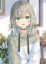 1girl :d commentary_request drawstring green_eyes green_ribbon grey_hair grey_hoodie hair_between_eyes hair_ribbon highres hood hood_down hoodie indoors long_hair looking_at_viewer low_twintails miko_fly multicolored_hair open_mouth original plant ribbon scissors signature smile solo twintails twitter_username two-tone_hair upper_body white_hair yellow_ribbon