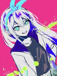 1girl aubrey_(faraway)_(omori) aubrey_(omori) blue_eyes blue_hairband crop_top grin hairband highres jacket limited_palette long_hair long_sleeves omori parted_lips pink_background satsuki_1243 simple_background smile teeth upper_body