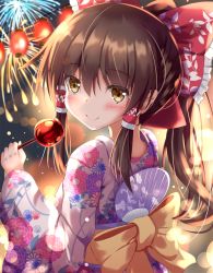 Rule 34 | 1girl, alternate costume, arm up, blurry, blurry background, blush, bokeh, bow, brown eyes, brown hair, candy apple, commentary, depth of field, festival, fireworks, floral print, food, hair between eyes, hair bow, hair tubes, hakurei reimu, hand fan, highres, holding, holding food, japanese clothes, kimono, lantern, looking at viewer, looking back, night, obi, outdoors, paper fan, paper lantern, ponytail, sash, sidelocks, smile, solo, standing, touhou, uchiwa, unory, upper body, yukata