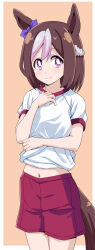 Rule 34 | 1girl, absurdres, animal ears, bow, braid, bright pupils, brown hair, closed mouth, clothes lift, commentary, cowboy shot, crown braid, ear bow, gym shirt, gym shorts, gym uniform, highres, horse ears, horse girl, horse tail, lifting own clothes, looking at viewer, midriff, multicolored hair, navel, orange background, ponzu rui, purple eyes, red shorts, shirt, shirt lift, short hair, short sleeves, shorts, smile, solo, special week (umamusume), standing, t-shirt, tail, tracen training uniform, two-tone hair, umamusume, white hair, white pupils, white shirt