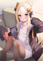 Rule 34 | 1girl, abigail williams (fate), absurdres, black bow, blonde hair, blue eyes, blush, bow, breasts, brown pantyhose, fate/grand order, fate (series), forehead, hair bow, highres, long hair, looking at viewer, multiple hair bows, orange bow, pantyhose, parted bangs, polka dot, polka dot bow, sakimiya mafu, small breasts, solo, sweater, very long hair, white sweater
