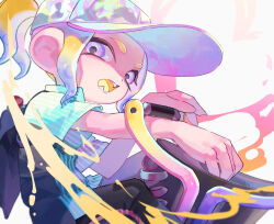 Rule 34 | 1girl, baseball cap, blonde hair, blue hair, blue shirt, commentary, gradient hair, hat, highres, holding, holding weapon, ink tank (splatoon), looking at viewer, medium hair, multicolored clothes, multicolored hair, multicolored hat, nintendo, octoling, octoling girl, octoling player character, open mouth, paint, ponytail, purple eyes, shirt, shiu dotcom, slosher (splatoon), smile, solo, splatoon (series), splatoon 3, symbol-only commentary, teeth, tentacle hair, two-tone hair, weapon, white background
