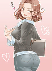Rule 34 | 1girl, ass, blush, breasts, brown eyes, brown hair, commentary request, cowboy shot, denim, flower, from behind, heart, highres, holding, kamidou arashi, large breasts, lipstick, looking at viewer, looking back, makeup, office lady, original, pink background, short hair, simple background, smile, solo, waving