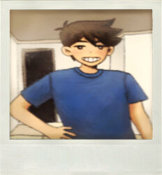 Rule 34 | 1boy, antenna hair, arm at side, black eyes, blue shirt, blurry, brown hair, commentary, door, english commentary, grin, hair behind ear, hair between eyes, hand on own hip, hero (faraway) (omori), hero (omori), indoors, looking at viewer, making-of available, omocat (style), omori, parody, photo-referenced, sapgoon, shirt, short hair, short sleeves, smile, solo, style parody, tan, tile floor, tiles, upper body