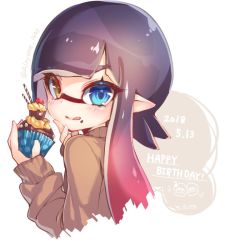 Rule 34 | 1girl, :q, artist name, bad id, bad twitter id, blue eyes, blunt bangs, blush, brown sweater, closed mouth, commentary, commentary request, conomi-c5, cropped torso, cupcake, dated, emblem, english commentary, english text, food, food on face, gradient hair, happy birthday, heterochromia, holding, holding food, inkling, inkling girl, inkling player character, light blush, long sleeves, looking at viewer, looking back, multicolored hair, nintendo, pointy ears, smile, solo, splatoon (series), splatoon 1, squid, sweater, tentacle hair, tongue, tongue out, twitter username, upper body, white background, yellow eyes