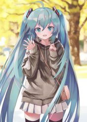 Rule 34 | 1girl, ahoge, aqua eyes, aqua hair, bag, black thighhighs, blurry, blurry background, commentary, cowboy shot, day, drawstring, grey hoodie, hair ornament, hands up, hatsune miku, highres, hood, hoodie, long hair, looking at viewer, miniskirt, open mouth, outdoors, pleated skirt, shoulder bag, skirt, smile, solo, standing, takepon1123, thighhighs, twintails, very long hair, vocaloid, waving, white skirt, yellow leaves, zettai ryouiki