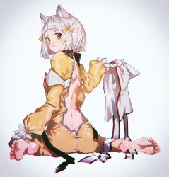 Rule 34 | 1girl, animal ears, ass, back, bad id, bad twitter id, barefoot, blunt bangs, bob cut, bodysuit, butt crack, cat ears, chromatic aberration, closed mouth, feet, from behind, gloves, grey background, hair ribbon, highres, looking at viewer, nia (xenoblade), nintendo, open clothes, ribbon, scarf, unworn scarf, shiomi (lowrise), short hair, silver hair, simple background, sitting, soles, solo, toes, wariza, white gloves, xenoblade chronicles (series), xenoblade chronicles 2, yellow bodysuit, yellow eyes, yellow ribbon, zipper