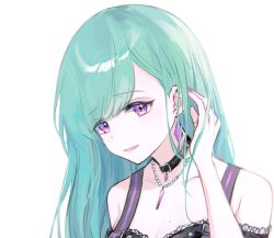 Rule 34 | 1girl, black choker, breasts, choker, cleavage, collarbone, earrings, green hair, hair behind ear, highres, jewelry, long hair, looking at viewer, mole, mole on breast, necklace, open mouth, purple eyes, smile, solo, tsukune (su puoisi), virtual youtuber, vspo!, yakumo beni, yakumo beni (1st costume)