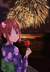 Rule 34 | 1girl, aerial fireworks, bad id, bad pixiv id, blush, brown hair, candy apple, city lights, cityscape, expressionless, fireworks, floral print, flower, food, hair flower, hair ornament, japanese clothes, kimono, kumatsugawa, looking at viewer, looking back, night, obi, original, outdoors, red eyes, sash, short hair, side ponytail, sidelocks, smoke, solo, upper body, water, yukata