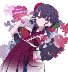 Rule 34 | 1girl, animal, black hair, blue eyes, braid, closed mouth, commentary request, fate/grand order, fate (series), floral background, flower, frilled sleeves, frills, gloves, hair flower, hair ornament, hakama, hakama skirt, hand up, happy new year, highres, japanese clothes, katsushika hokusai (fate), kimono, long hair, looking at viewer, new year, octopus, purple hakama, red flower, red kimono, rose, short sleeves, simple background, skirt, smile, tokitarou (fate), totatokeke, translation request, v-shaped eyebrows, white background, white gloves, wide sleeves