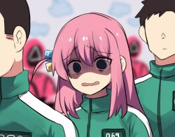 Rule 34 | 1girl, 2boys, 2others, ambiguous gender, blurry, blurry background, bocchi the rock!, commentary, cube hair ornament, gotoh hitori, green jacket, hair ornament, highres, hinghoi, jacket, long hair, long sleeves, mask, multiple boys, multiple others, open mouth, pink hair, short hair, soldier (squid game), squid game, upper body