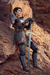Rule 34 | 1girl, armor, cassandra pentaghast, cassandra pentaghast (cosplay), chainmail, cosplay, dark incognito, dragon age, dragon age 2, full body, gauntlets, photo (medium), pixie cut, sabatons, short hair, solo, standing, sword, weapon