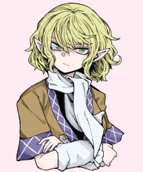 Rule 34 | 1girl, arm warmers, blonde hair, closed mouth, crossed arms, fe (tetsu), green eyes, highres, looking at viewer, mizuhashi parsee, multicolored clothes, pink background, pointy ears, scarf, short hair, simple background, solo, touhou, upper body, white scarf