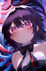 Rule 34 | 1girl, absurdres, alternate costume, alternate ears, asymmetrical wings, black bow, black bowtie, black dress, black hair, blue wings, blush, bow, bowtie, breasts, closed mouth, collar, commentary request, detached collar, dress, frilled collar, frills, hair between eyes, highres, houjuu nue, looking at viewer, medium breasts, ohako miyu, portrait, red eyes, red wings, short hair, smile, solo, strapless, touhou, wings