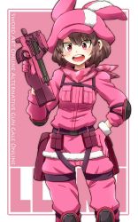 Rule 34 | 1girl, animal hat, aono3, bandana, brown hair, bullpup, camouflage, character name, commentary, copyright name, cowboy shot, elbow pads, english text, fur-trimmed gloves, fur trim, gloves, gun, hand on own hip, harness, hat, highres, holding, holding gun, holding weapon, jacket, knee pads, llenn (sao), long sleeves, looking at viewer, open mouth, p-chan (p90), p90, pants, personal defense weapon, pink background, pink bandana, pink eyes, pink gloves, pink hat, pink jacket, pink pants, pouch, rabbit hat, short hair, smile, solo, standing, submachine gun, sword art online, sword art online alternative: gun gale online, trigger discipline, v-shaped eyebrows, weapon