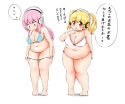 Rule 34 | 2girls, belly, blonde hair, blush, breasts, cleavage, fat, headphones, large breasts, long hair, multiple girls, munimuni kinoko, navel, nitroplus, open mouth, pink hair, red eyes, simple background, standing, super pochaco, super sonico, translation request, twintails