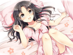 Rule 34 | 1girl, ayame (norie11), bed, black hair, dress, legs, long hair, lying, on back, original, parted bangs, pillow, smile, solo