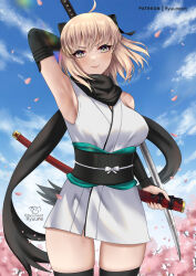 Rule 34 | 1girl, ahoge, arm behind head, arm guards, arm up, armpits, bare shoulders, black bow, black thighhighs, blonde hair, blue sky, bow, breasts, detached sleeves, fate/grand order, fate (series), hair bow, half updo, highres, japanese clothes, katana, kimono, koha-ace, large breasts, looking at viewer, obi, okita souji (fate), okita souji (koha-ace), ryuuneart, sash, short hair, short kimono, sky, sleeveless, sleeveless kimono, smile, solo, sword, thighhighs, thighs, weapon, white kimono, yellow eyes