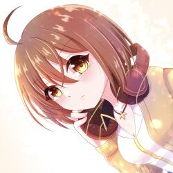 Rule 34 | 1girl, ahoge, anjou seira, assault lily, blush, breasts, brown background, brown cardigan, brown hair, cardigan, cleavage, closed mouth, collarbone, collared shirt, commentary, gradient background, hair between eyes, hand up, headphones, headphones around neck, highres, jewelry, kawamura yuzuriha, long sleeves, looking at viewer, medium breasts, necklace, odaiba girls high school uniform, open cardigan, open clothes, pendant, school uniform, shirt, short hair, solo, white background, yellow eyes