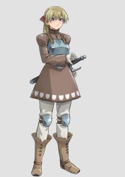 Rule 34 | 1girl, blonde hair, blue eyes, boots, chest plate, gloves, ha ku ronofu jin, knee pads, knight, ribbon, sword, weapon