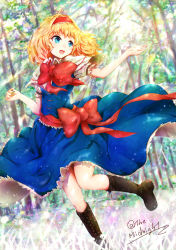Rule 34 | 1girl, alice margatroid, aqua eyes, blonde hair, blush, boots, bow, brown footwear, capelet, cross-laced footwear, dress, forest, hairband, highres, lace-up boots, mayonaka taruho, nature, short hair, signature, smile, solo, sunlight, touhou, twitter username