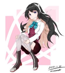 Rule 34 | 1girl, artist name, black hair, blazer, boots, cross-laced footwear, dated, grey thighhighs, grin, hair down, hairband, halterneck, highres, jacket, kantai collection, lace-up boots, long hair, looking at viewer, minase00, multicolored hair, naganami (kancolle), naganami kai ni (kancolle), pink hair, sitting, smile, solo, thighhighs, two-tone background, two-tone hair, wavy hair, white background, white hairband